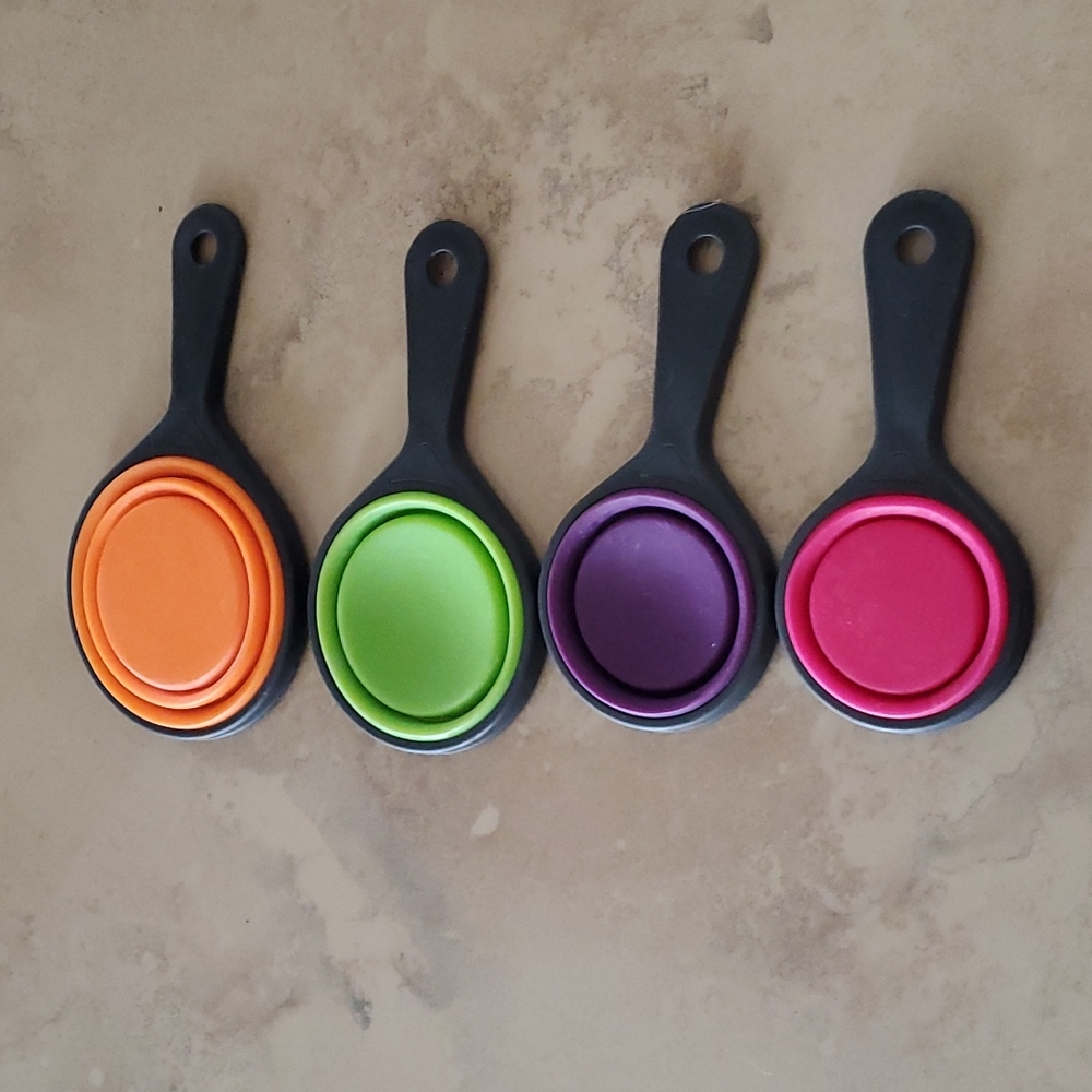 Collapsible Measuring Cup Set - Picture 3 of 7